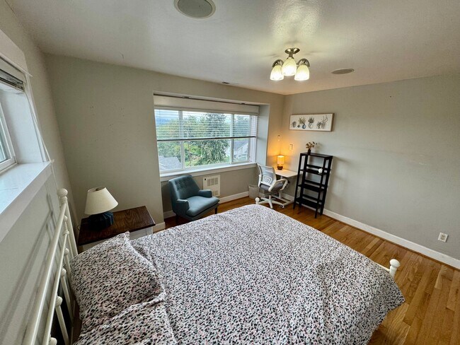 Foto del edificio - 3320 S Holly St