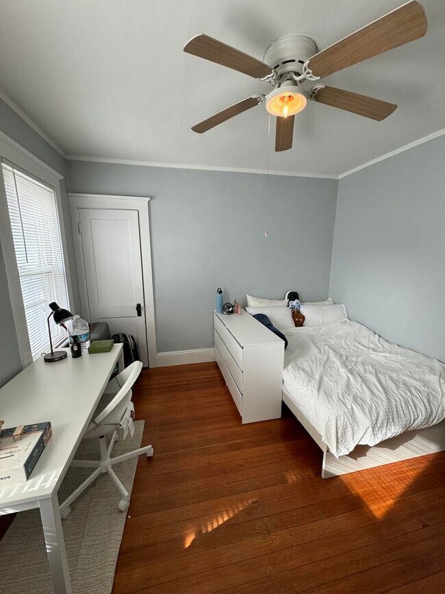 Building Photo - 65 Foster St