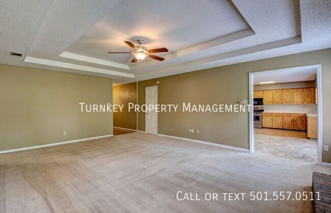 Building Photo - 3 Wagon Wheel Ct