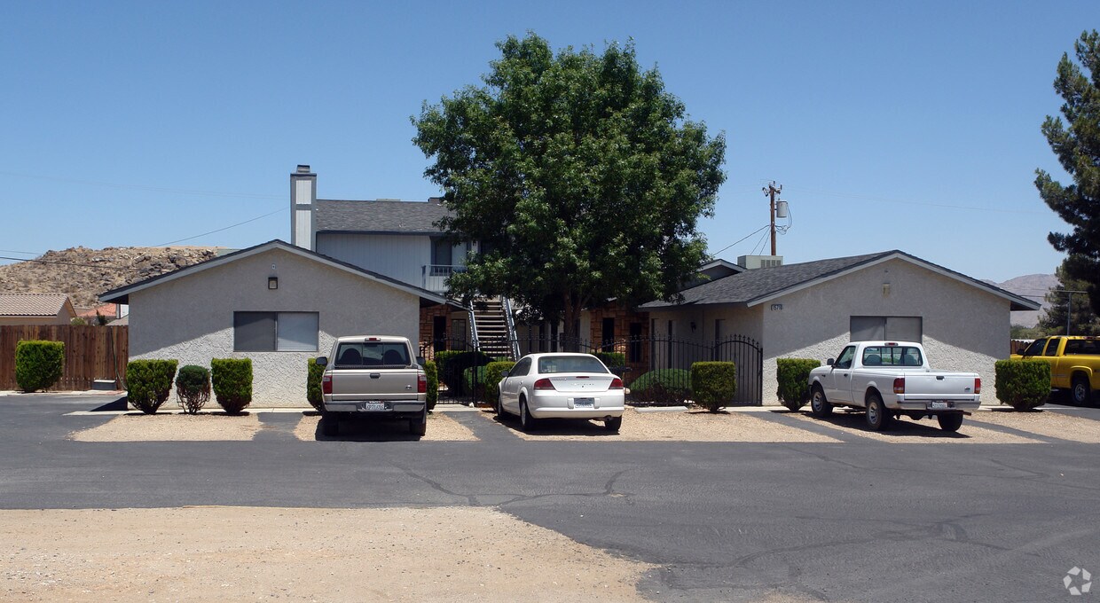 Primary Photo - 15710 Sago Rd