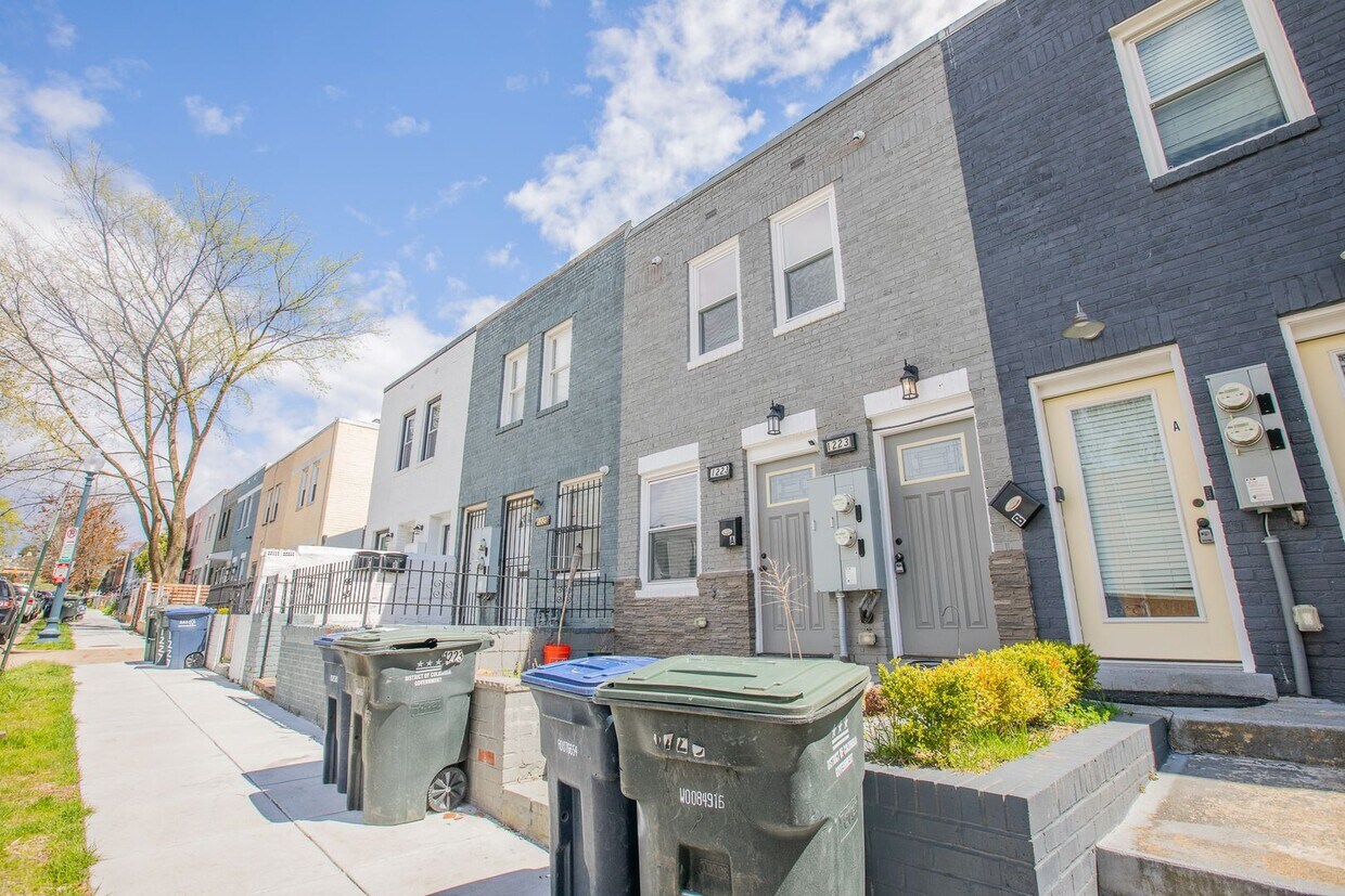 1223 16th St NE, Washington, DC 20002 Condo for Rent in Washington