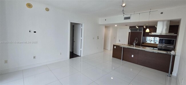 Foto del edificio - 485 Brickell Ave