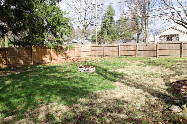 Spacious Fenced Yard - 94 E Kanawha Ave