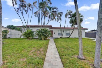 Building Photo - 5750 NW 111th St