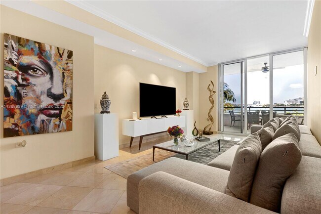 Foto del edificio - 848 Brickell Key Dr