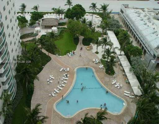 Foto del edificio - 3001 S Ocean Dr