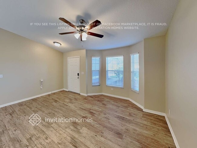 Building Photo - 3827 Springlake Village Ct