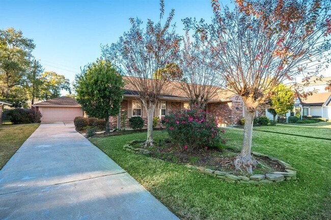 Building Photo - 5046 Yarwell Dr