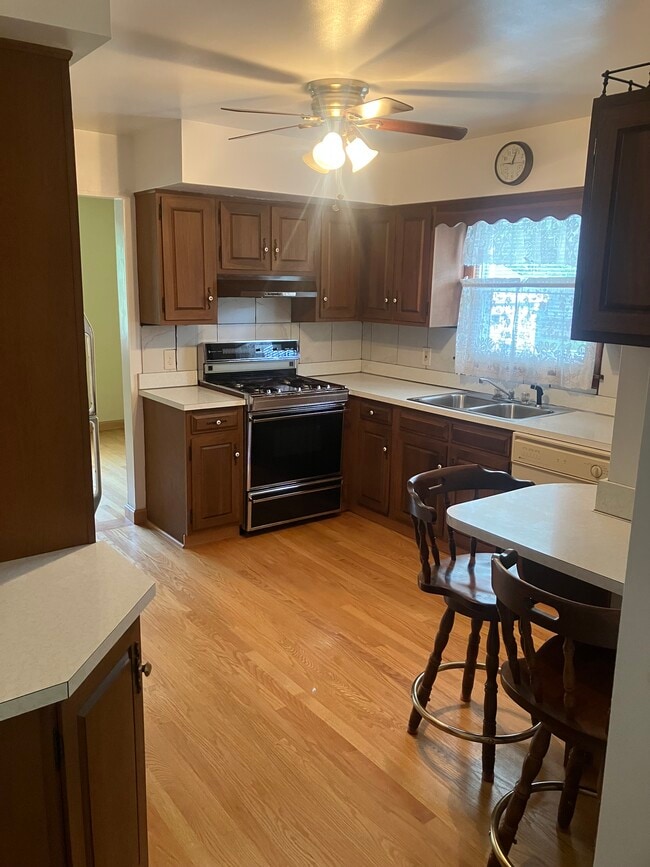 Kitchen - 1148 Miami St