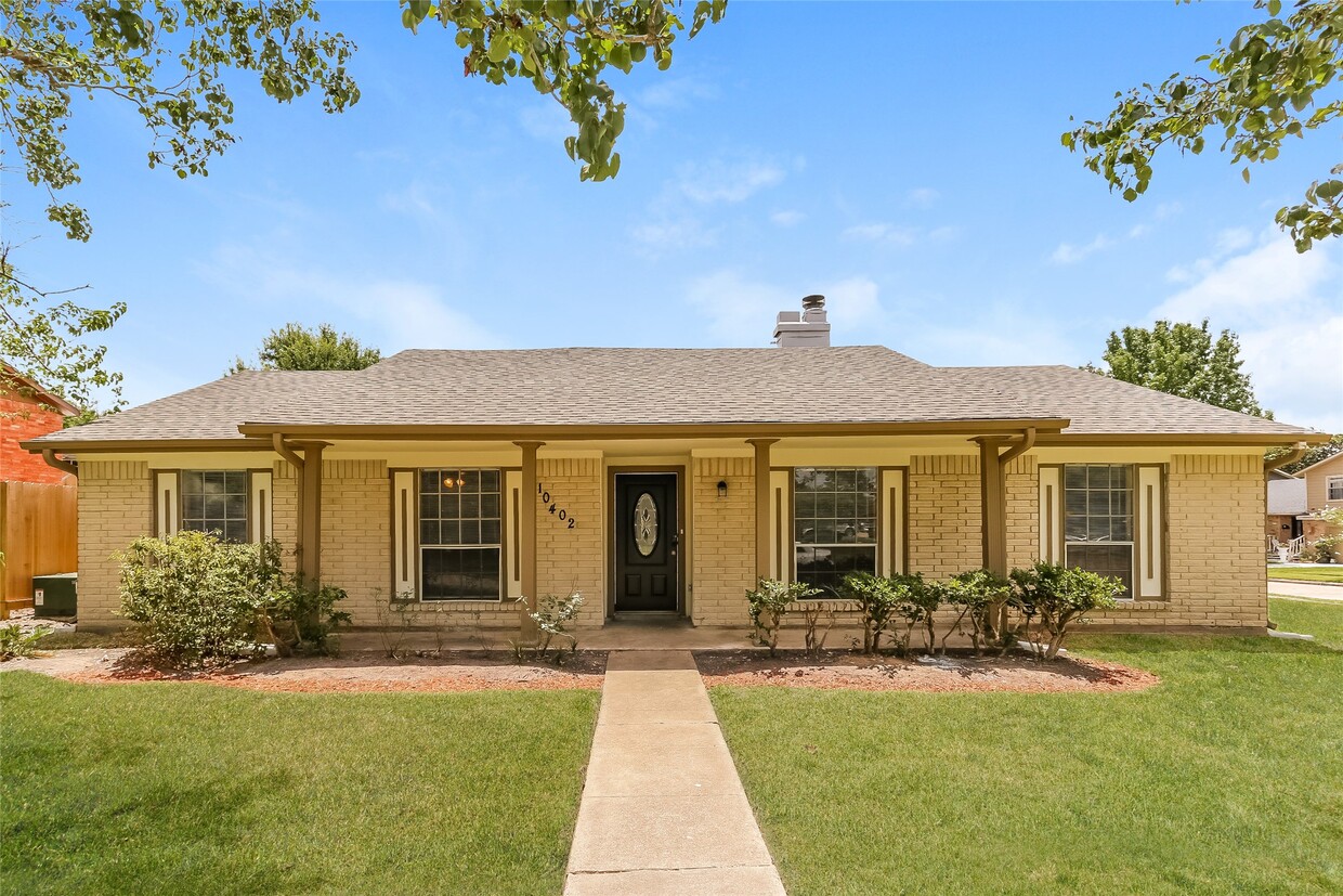 Primary Photo - 10402 Sagetree Dr