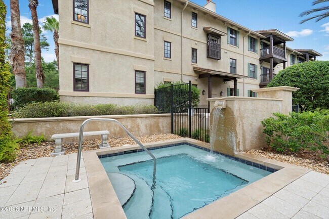 Foto del edificio - 965 Registry Blvd