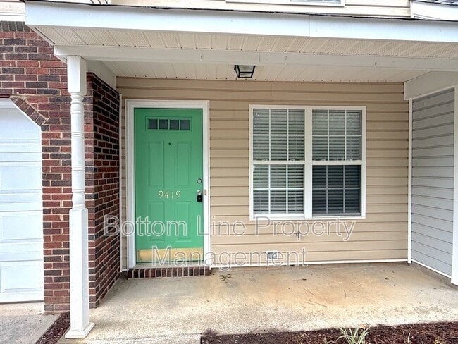 Building Photo - 9419 Elizabeth Townes Ln
