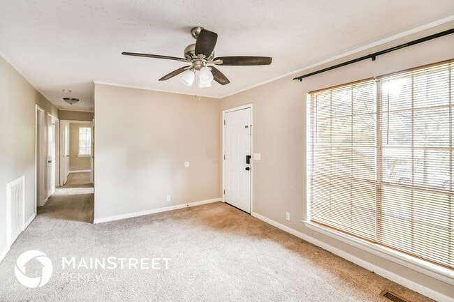 Foto del edificio - 1032 Sandy Brook Cir