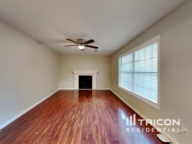 Foto del edificio - 4069 Valley Brook Rd