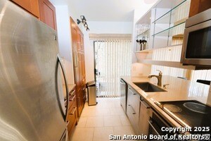 Foto del edificio - 8642 Fredericksburg Rd