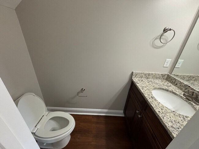 Building Photo - 729 Benelli Ct