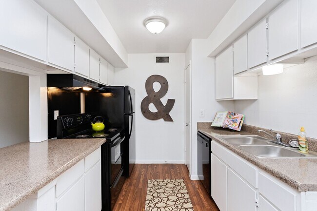 Foto del edificio - Pepper Tree