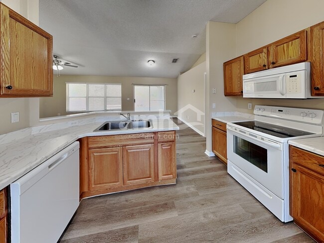 Foto del edificio - 6200 Erik Ct