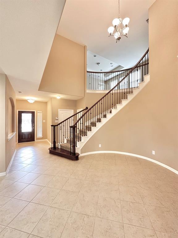 Foto del edificio - 1422 Laura Hills Ln
