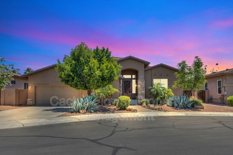 Foto principal - 1791 W Maplewood Pl