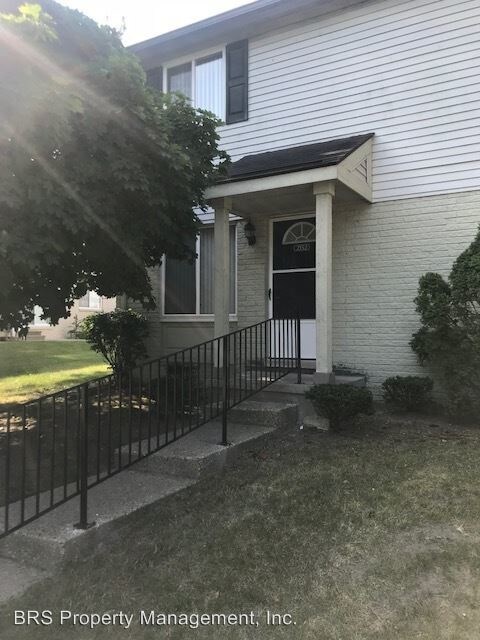 Primary Photo - 2 br, 1.5 bath House - 2152 Orchard Crest