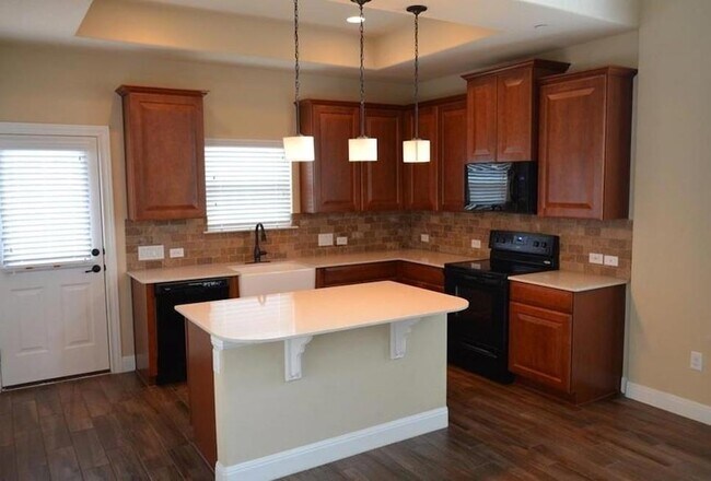 Foto del edificio - 3240 W Whitestone Blvd