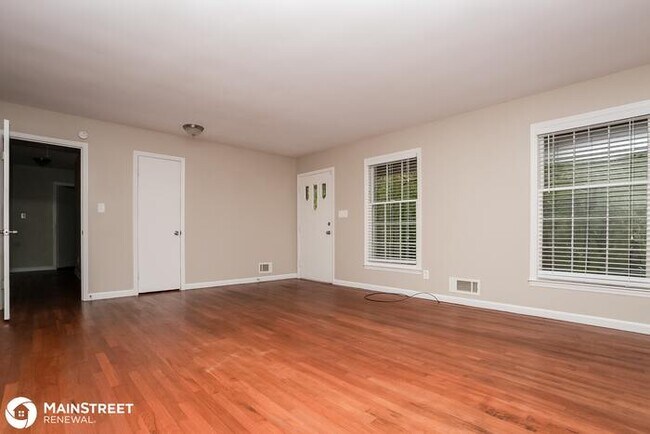 Building Photo - 3640 Hershel Pl