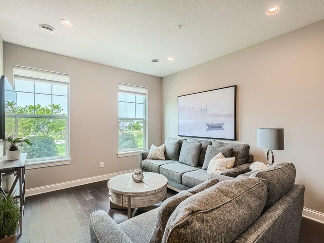 Foto del edificio - 6912 Crosby Ct