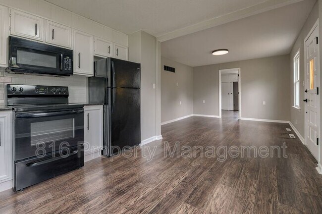 Foto del edificio - 429 NE 87th St