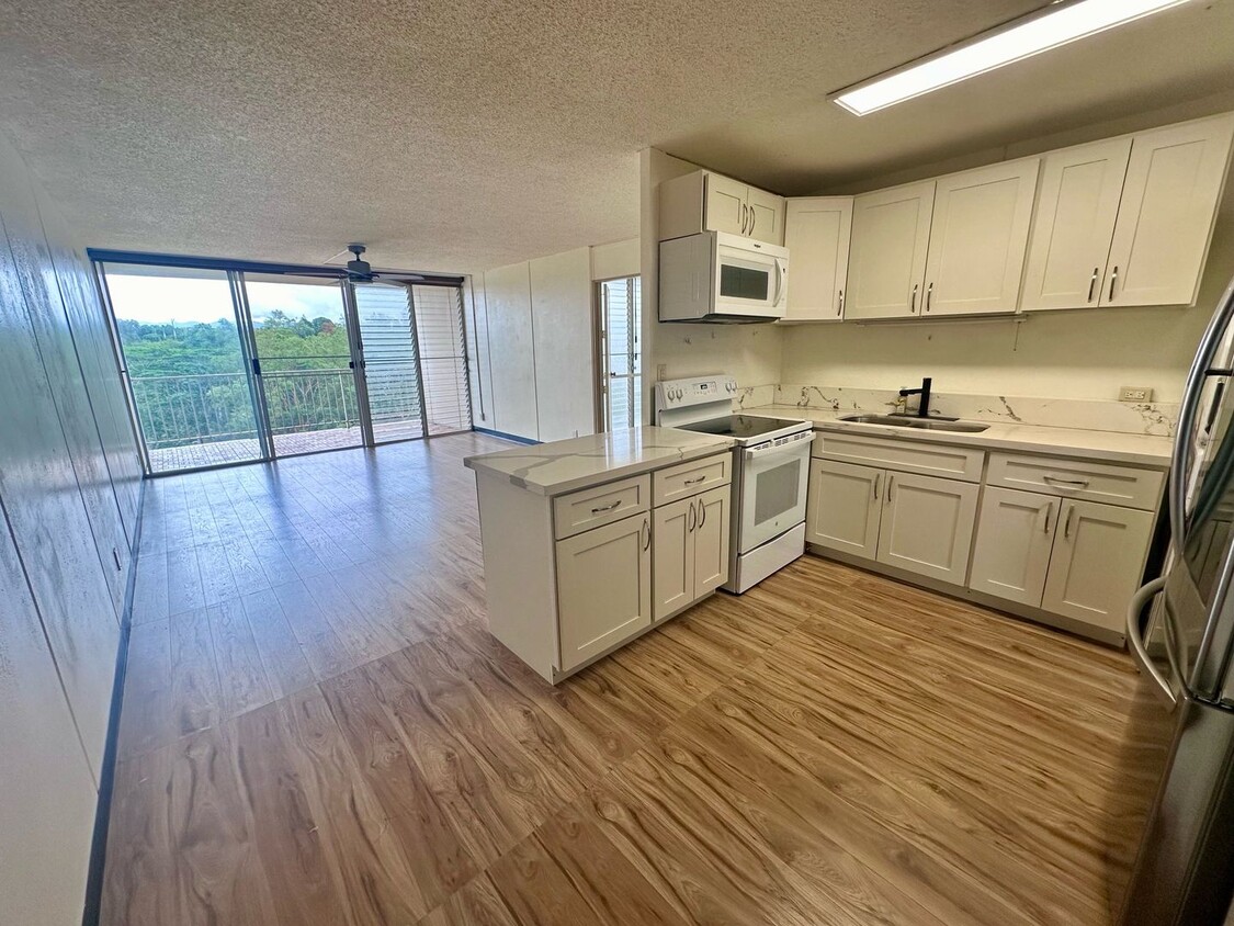 Primary Photo - For Rent - [Northbrook Melemanu Woodlands]...