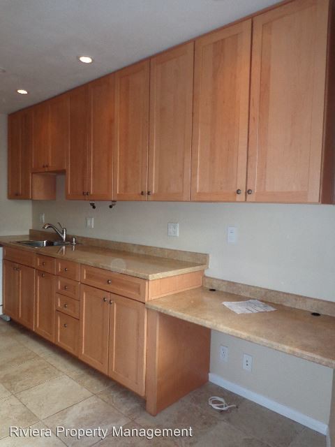 Building Photo - 3376-3382 Bayside Ln