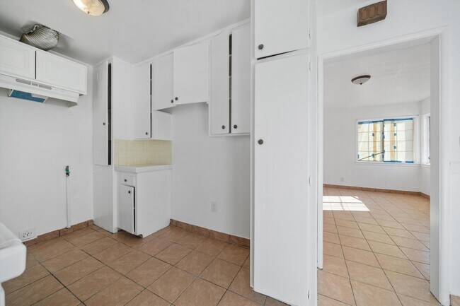 Foto del edificio - 44524 Cedar Ave