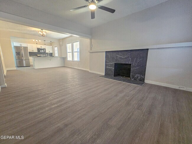 Foto del edificio - 3518 Sacramento Ave