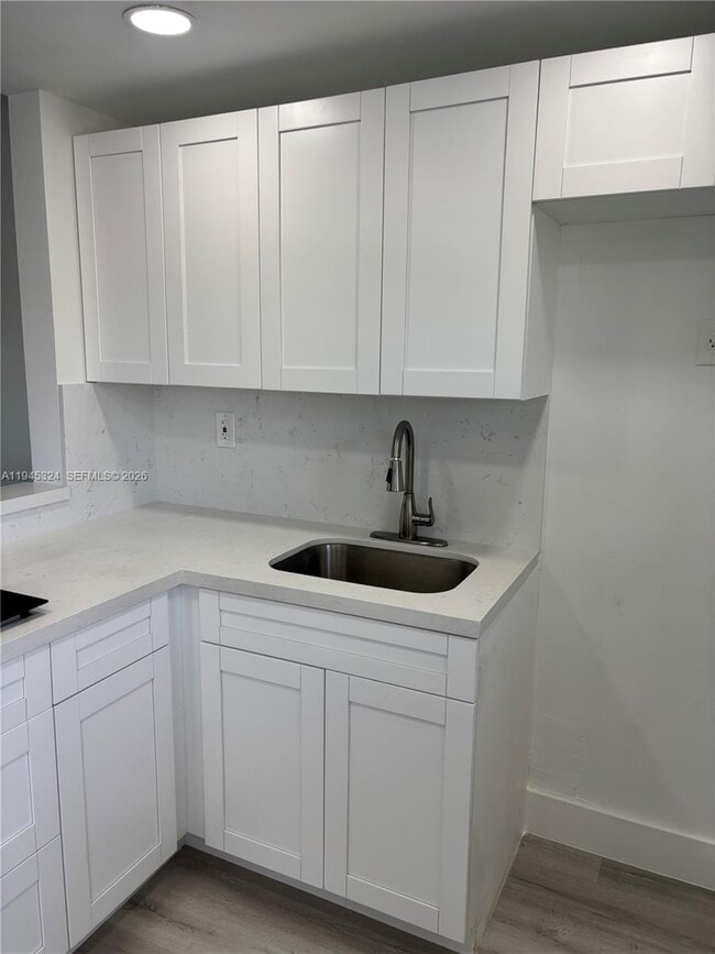 Foto del edificio - 2980 Point E Dr