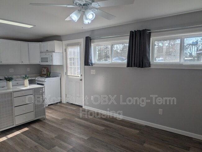 Building Photo - 100-A Mallard Court