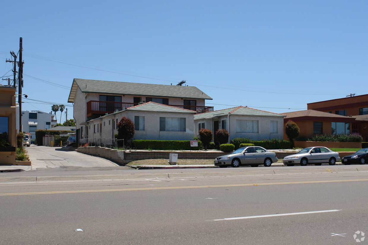 Building Photo - 1939-1949 Morena Blvd