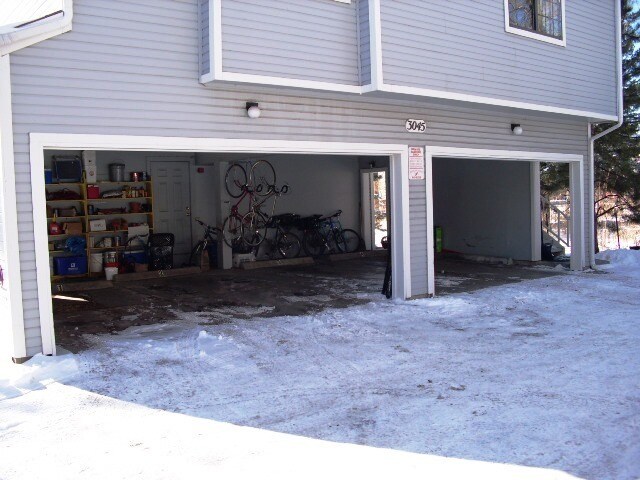 Photo - 2BR/1BA with Carport in North Boulder Apartment
