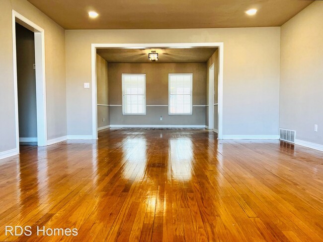 Building Photo - 3 br, 2 bath House - 3212 NW 50th St.