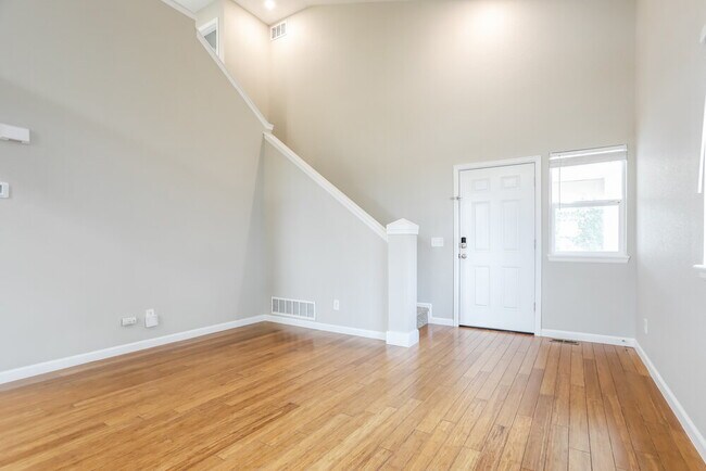 Foto del edificio - 17028 Foxton Dr