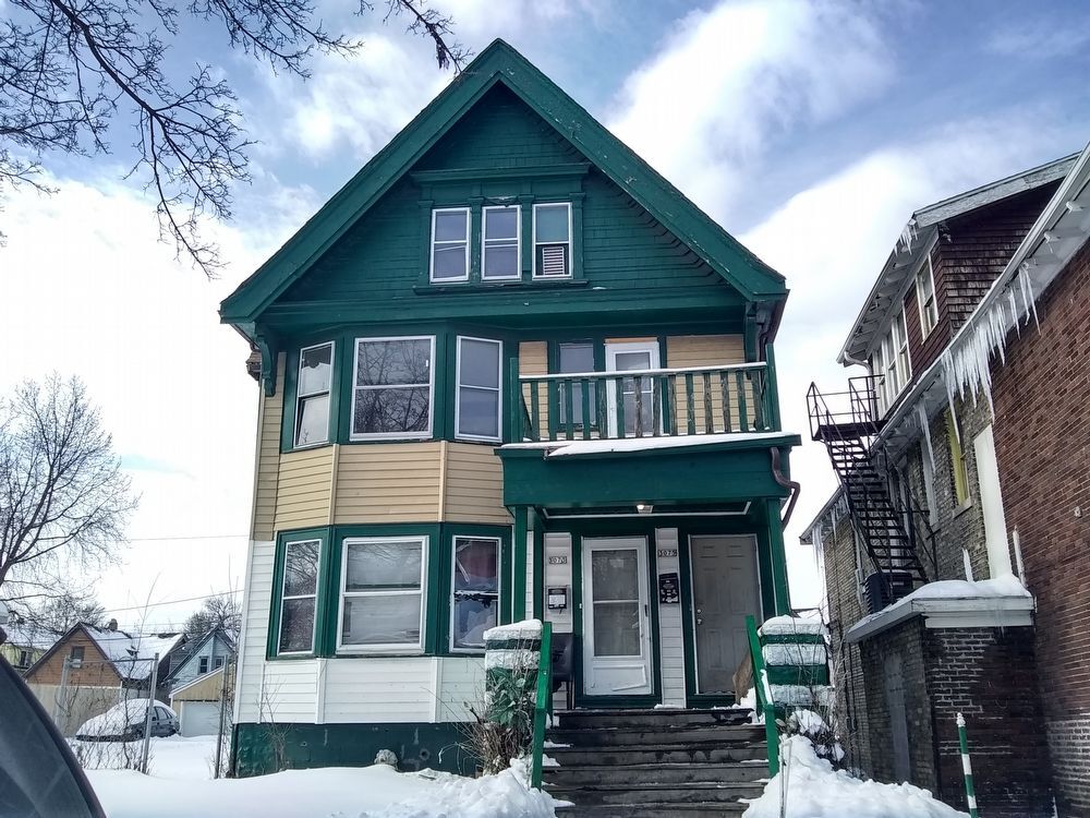 Primary Photo - 3075 N. 25th Street - 2 Bedroom Upper
