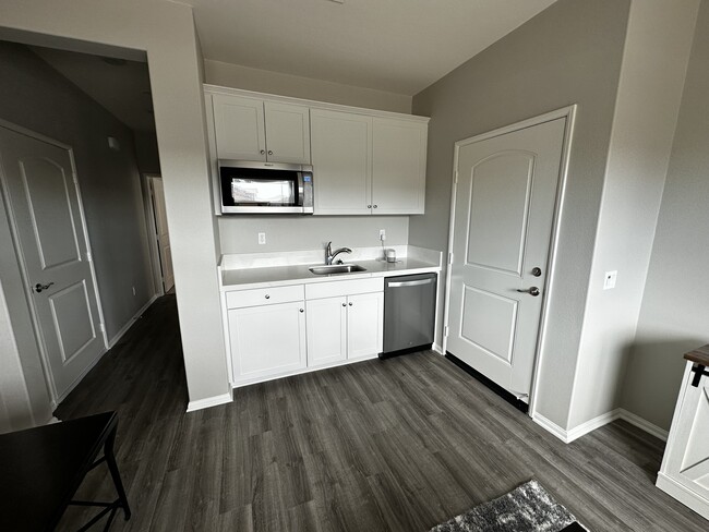 Foto del edificio - 26796 Baneberry Ct