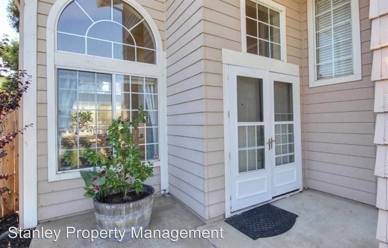 Primary Photo - 3 br, 2.5 bath House - 8157 Quiet Knolls Dr