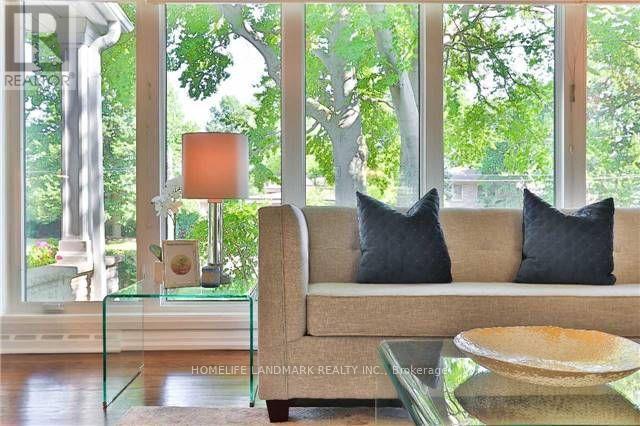 Photo du bâtiment - 318 Betty Ann Dr