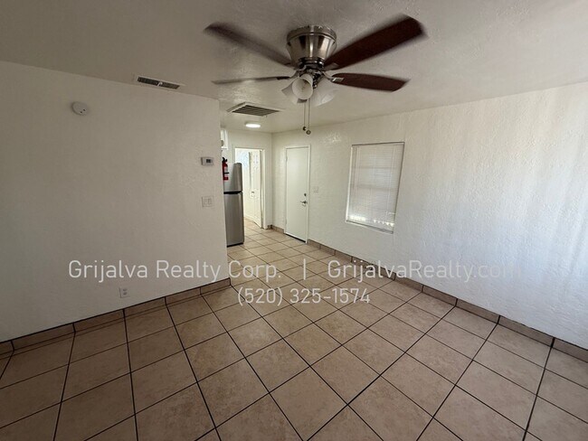 Foto del edificio - 3632 E Glenn St