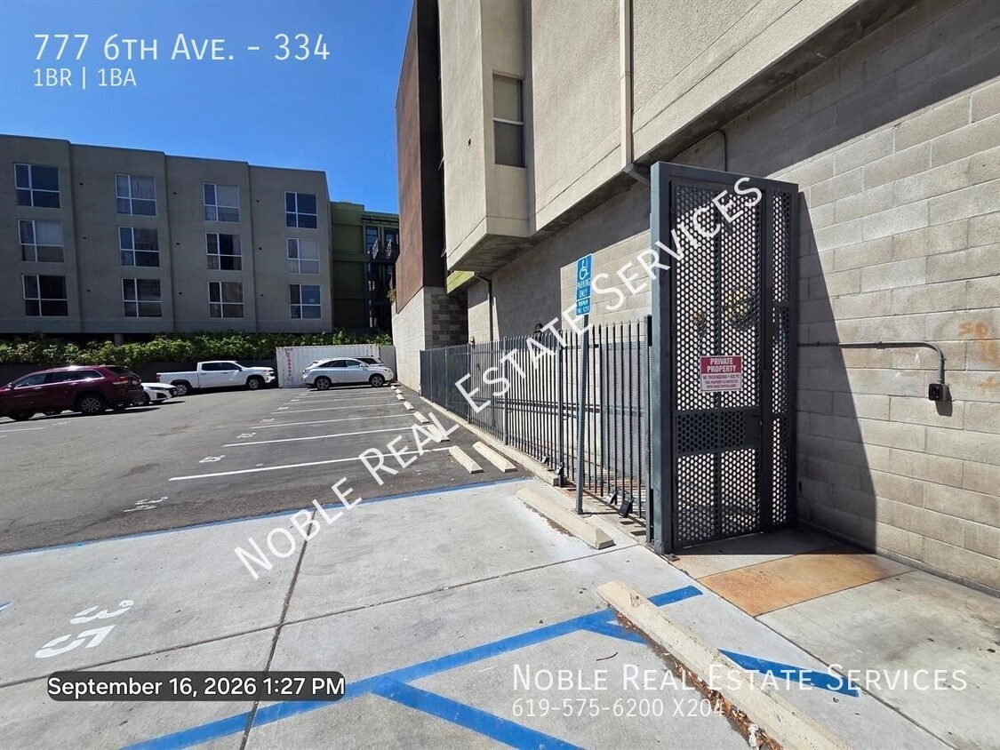 Building Photo - 777 6th Ave.-334