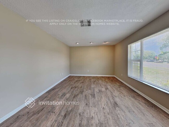 Foto del edificio - 2194 Oak Grove Dr