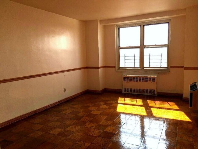 Foto del edificio - 10 Huron Ave