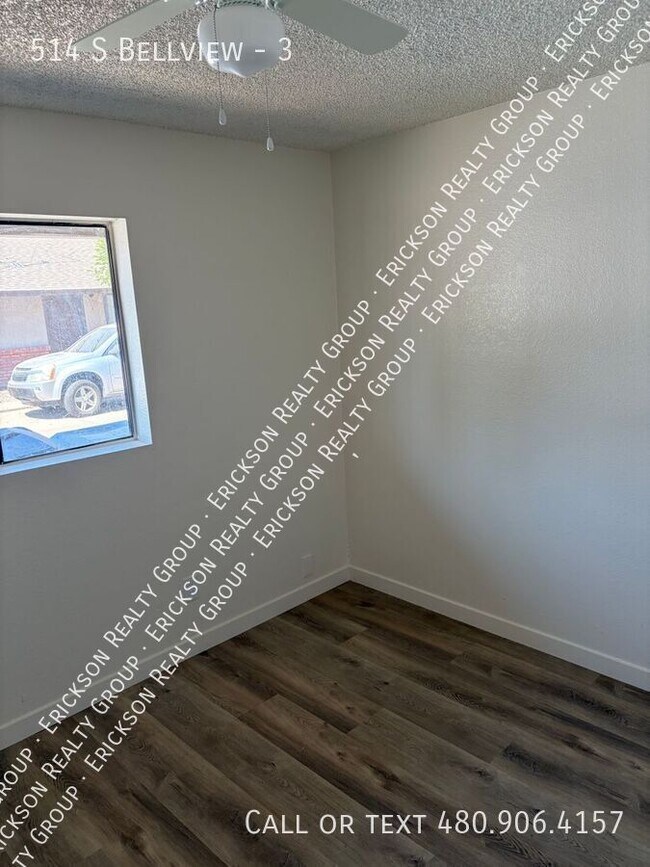 Building Photo - 514 S Bellview-3