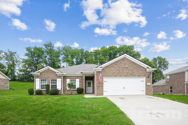 Building Photo - 616 Fredericksburg Dr