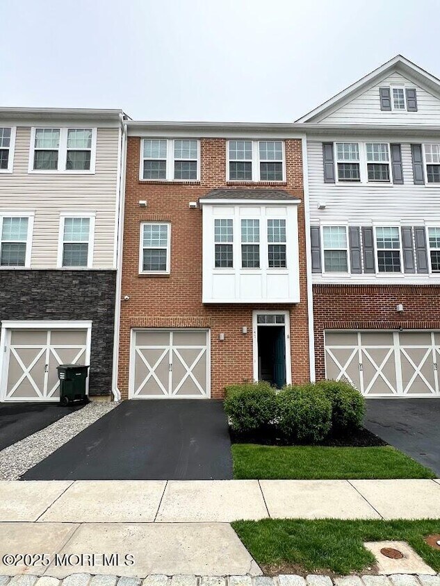 Foto principal - 147 Waypoint Dr